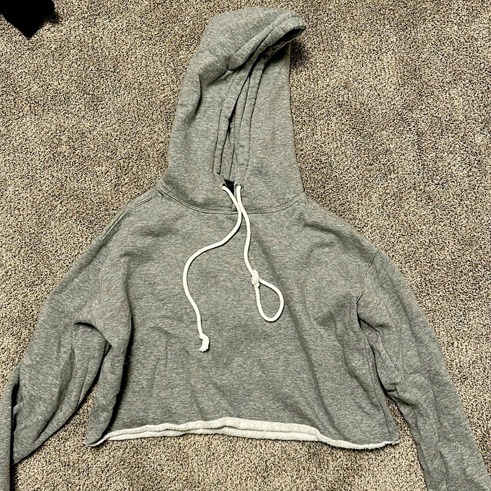 Cropped hoodie